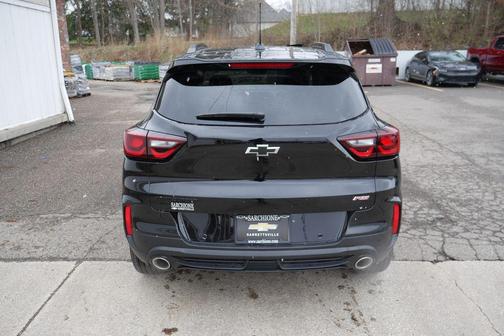 Mosaic Black Metallic 2026 Chevrolet Trailblazer RS
