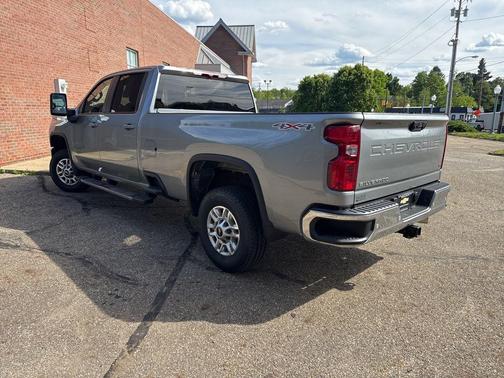 Sterling Gray Metallic 2025 Chevrolet Silverado 2500 LT