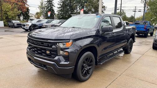 2022 Chevrolet Silverado 1500 Custom
