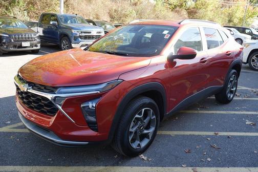 2024 Chevrolet Trax LT