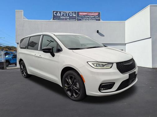 2026 Chrysler Pacifica L