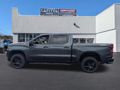 2022 Chevrolet Silverado 1500 Custom Trail Boss