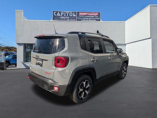 2021 Jeep Renegade Trailhawk