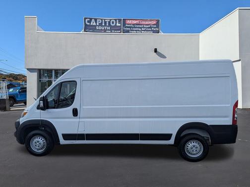 2026 RAM ProMaster 2500 Tradesman