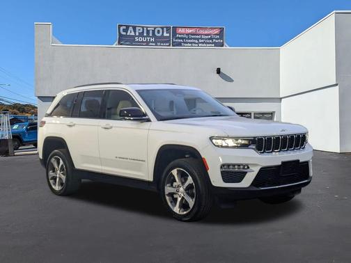 Bright White Clearcoat 2025 Jeep Grand Cherokee Limited