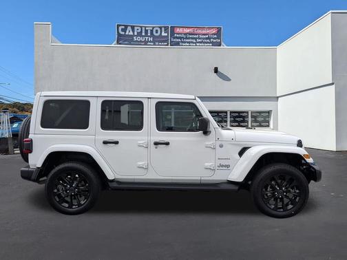 Bright White Clearcoat 2024 Jeep Wrangler 4xe Sahara