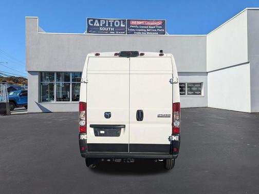 2024 RAM ProMaster 2500 Tradesman