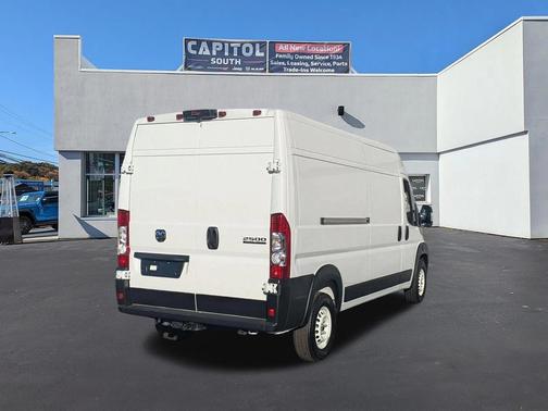 2024 RAM ProMaster 2500 Tradesman