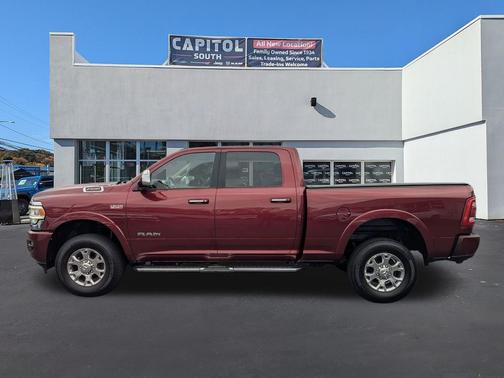 2022 RAM 2500 Laramie Crew Cab 4x4 6'4' Box