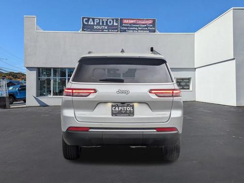 2025 Jeep Grand Cherokee L Laredo