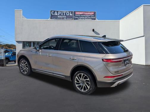 Iced Mocha 2020 Lincoln Corsair Standard