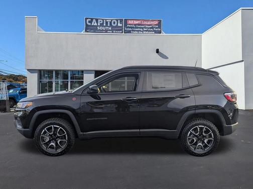 2026 Jeep Compass Trailhawk