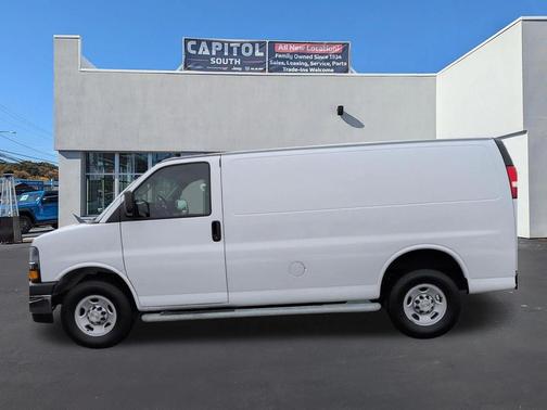 2022 Chevrolet Express 2500 RWD 2500 Regular Wheelbase WT