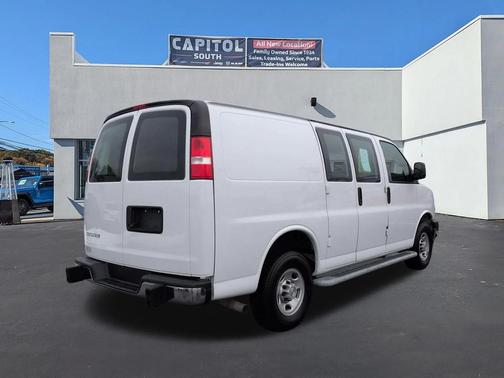 2022 Chevrolet Express 2500 RWD 2500 Regular Wheelbase WT