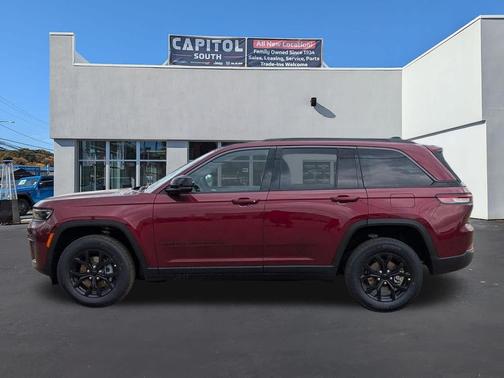 Velvet Red Pearlcoat 2026 Jeep Grand Cherokee Altitude