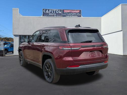 Velvet Red Pearlcoat 2026 Jeep Grand Cherokee Altitude