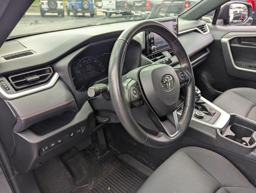 2021 Toyota RAV4 Prime SE