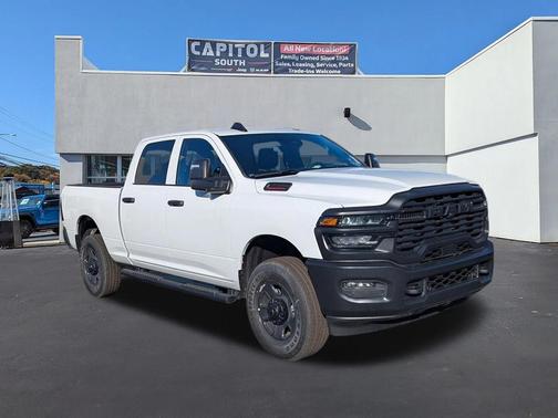 2026 RAM 3500 Tradesman Crew Cab 4x4 6'4' Box