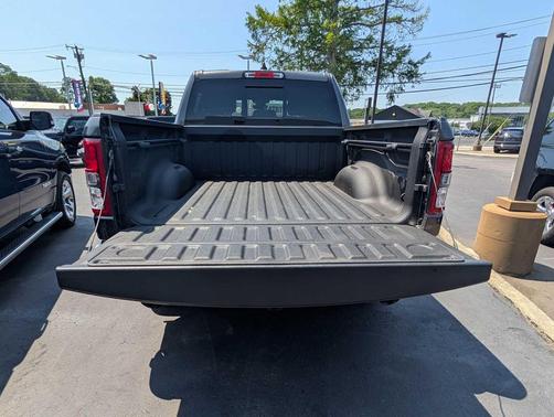 Granite Crystal Metallic Clearcoat 2021 RAM 1500 Big Horn/Lone Star
