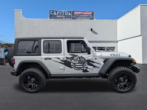 2024 Jeep Wrangler 4xe Willys