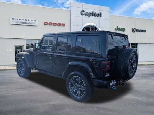 Black Clearcoat 2023 Jeep Wrangler 4xe Sahara High Altitude