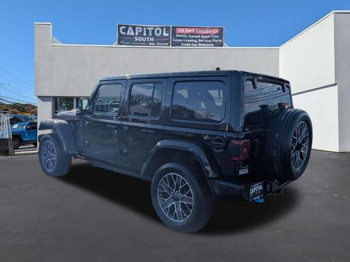 Black Clearcoat 2023 Jeep Wrangler 4xe Sahara High Altitude