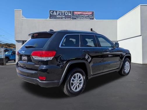 2019 Jeep Grand Cherokee Laredo