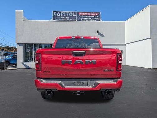 Molten Red Pearlcoat 2026 RAM 1500 Express