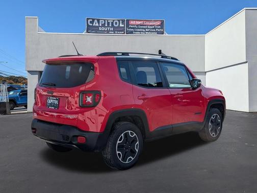 2016 Jeep Renegade Trailhawk