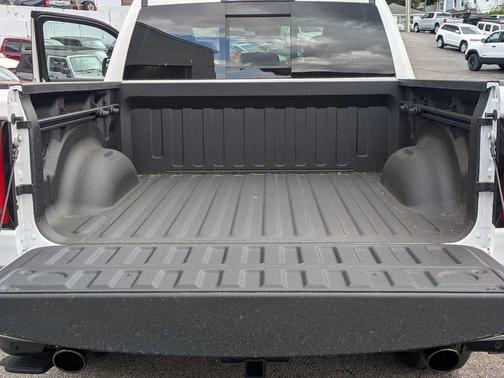 Bright White Clearcoat 2026 RAM 1500 Big Horn/Lone Star