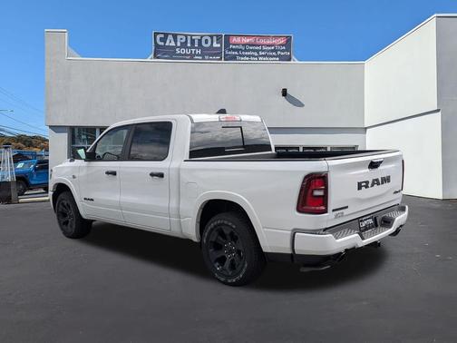 Bright White Clearcoat 2026 RAM 1500 Big Horn/Lone Star