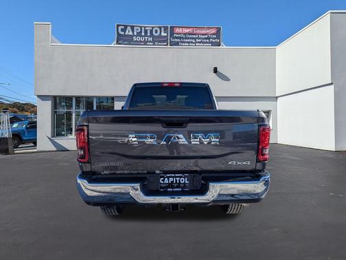 2026 RAM 2500 Big Horn Crew Cab 4x4 6'4' Box