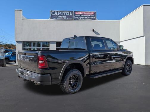 Diamond Black Crystal Pearlcoat 2026 RAM 1500 Rebel