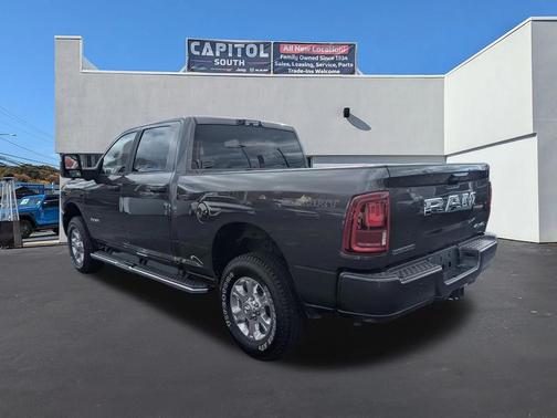 2026 RAM 3500 Big Horn Crew Cab 4x4 6'4' Box