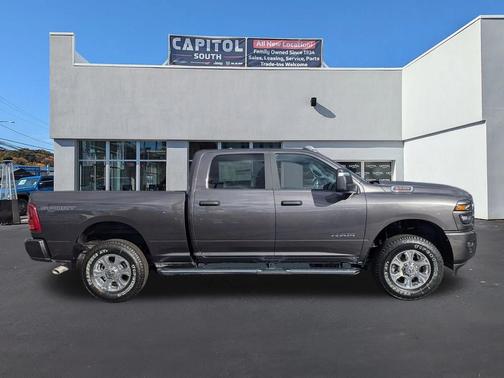 2026 RAM 3500 Big Horn Crew Cab 4x4 6'4' Box