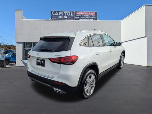 2021 Mercedes-Benz GLA 250 Base 4MATIC