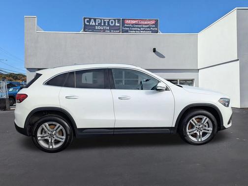 2021 Mercedes-Benz GLA 250 Base 4MATIC