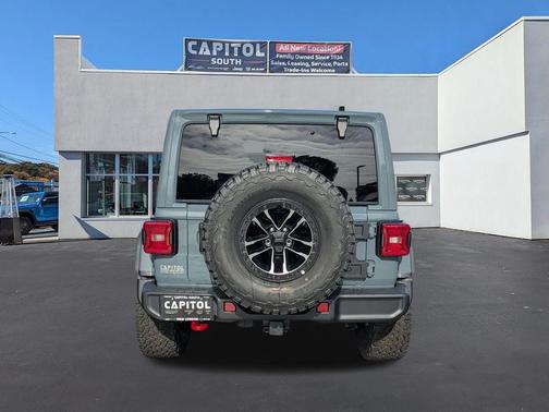 2025 Jeep Wrangler Rubicon