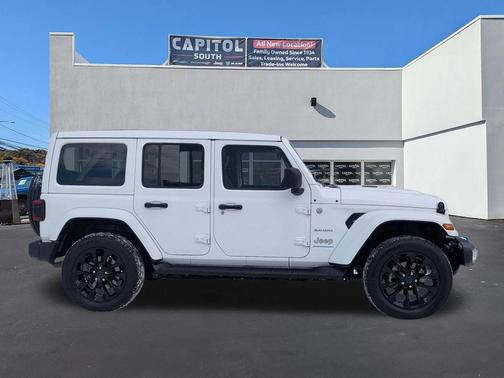 2024 Jeep Wrangler 4xe Sahara