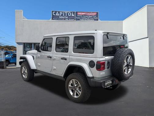 Silver Zynith Clearcoat 2023 Jeep Wrangler 4-Door Sahara 4x4