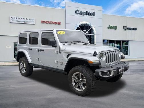Silver Zynith Clearcoat 2023 Jeep Wrangler 4-Door Sahara 4x4