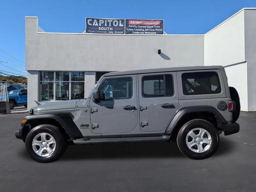 2022 Jeep Wrangler Unlimited Sport