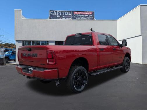 Molten Red Pearlcoat 2026 RAM 2500 Big Horn Crew Cab 4x4 6'4' Box