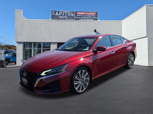 Scarlet Ember Tintcoat 2023 Nissan Altima 2.5 SL