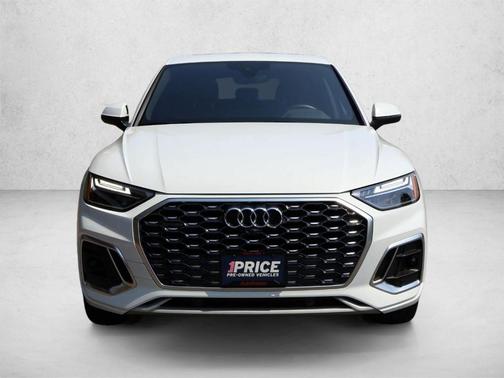 Glacier White Metallic 2024 Audi Q5 45 S line quattro Premium