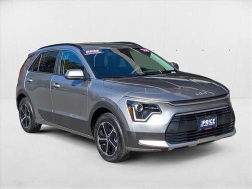 2025 Kia Niro LX