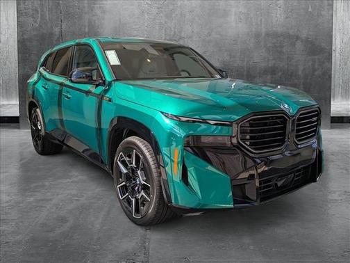 2025 BMW XM Base