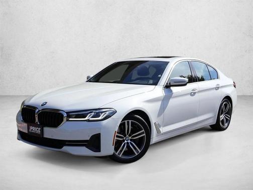Alpine White 2021 BMW 530 i xDrive