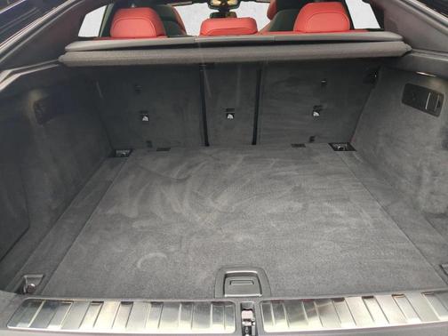 Carbon Black Metallic 2025 BMW X6 M Base