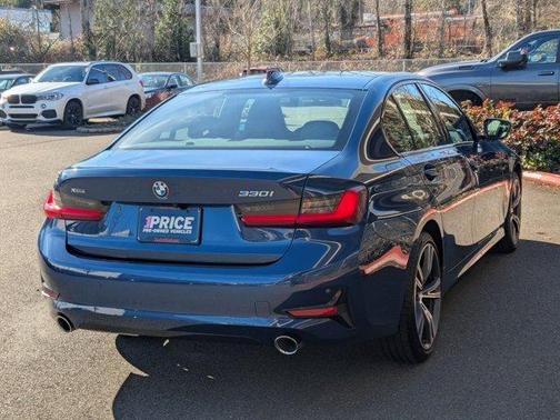 2022 BMW 330 i xDrive